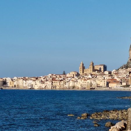 Casa Vacanze Costa 7 Cefalù Exteriör bild