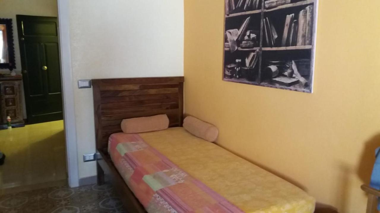 Casa Vacanze Costa 7 Cefalù Exteriör bild